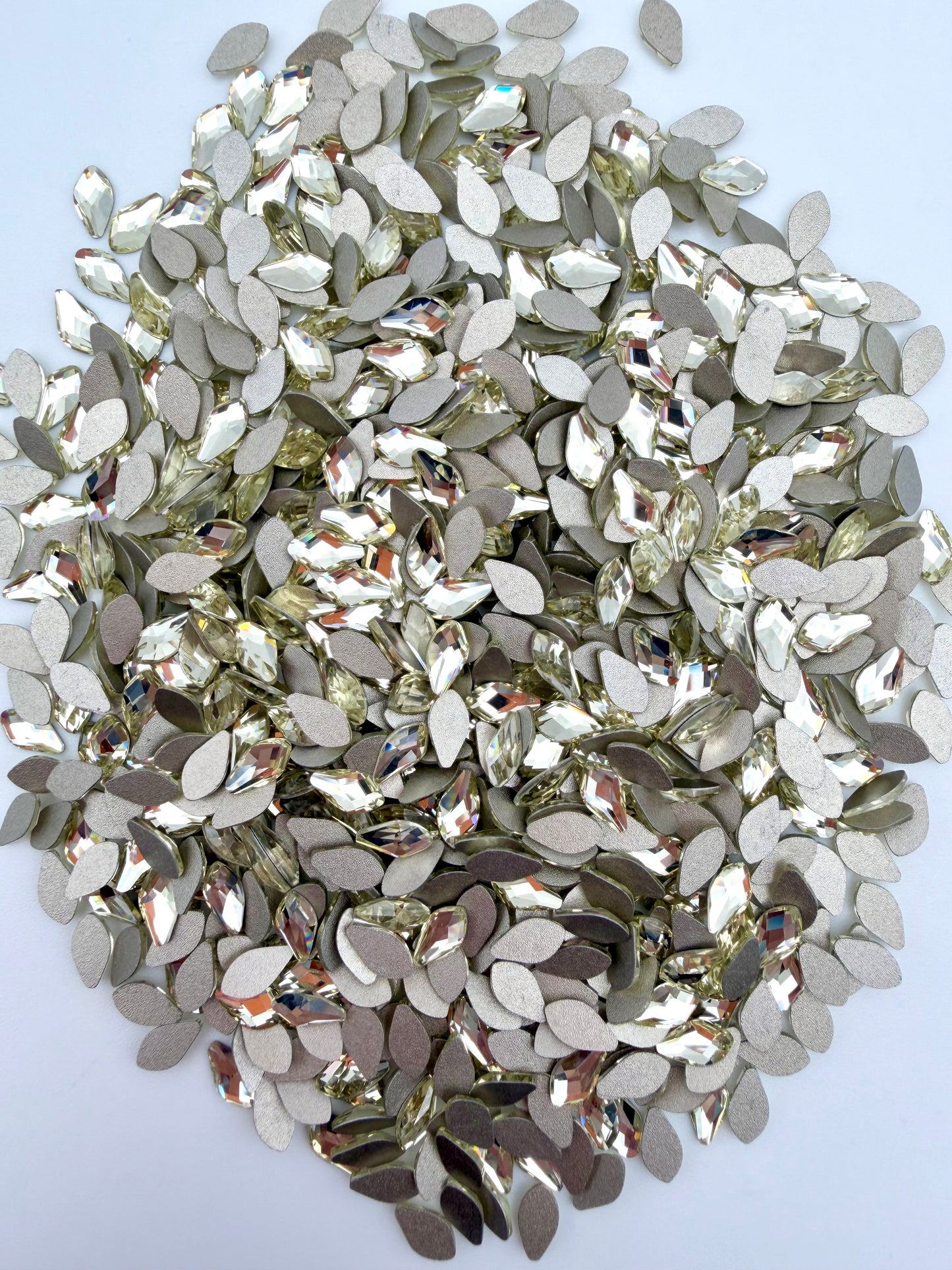 Luxe 4x8mm Leaf Shape Flat Back Crystal Glass Rhinestone