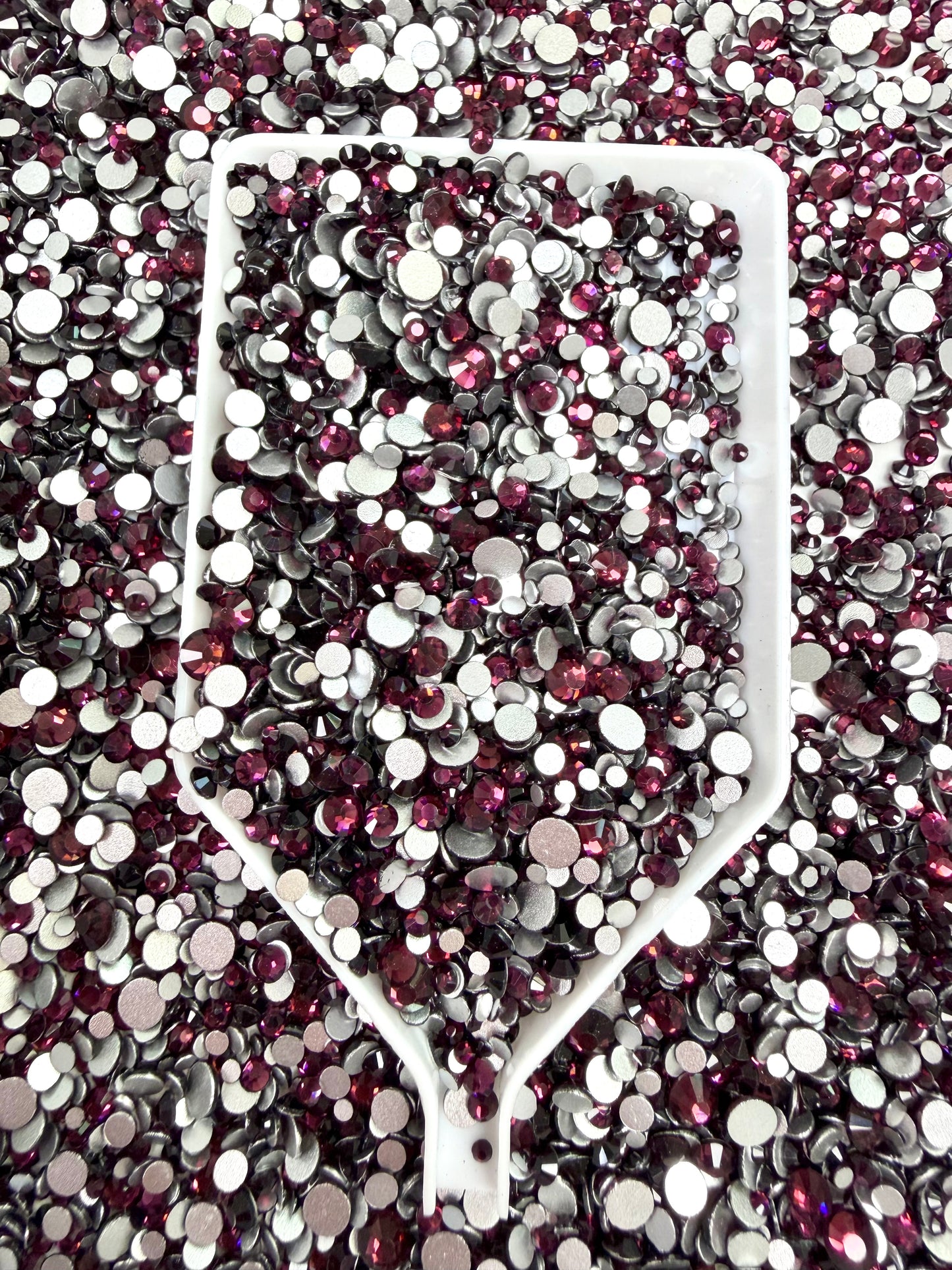 Color No.51-No.80 Mixed Sizes (From SS6 to SS20) Flat Back Round Glass Rhinestones