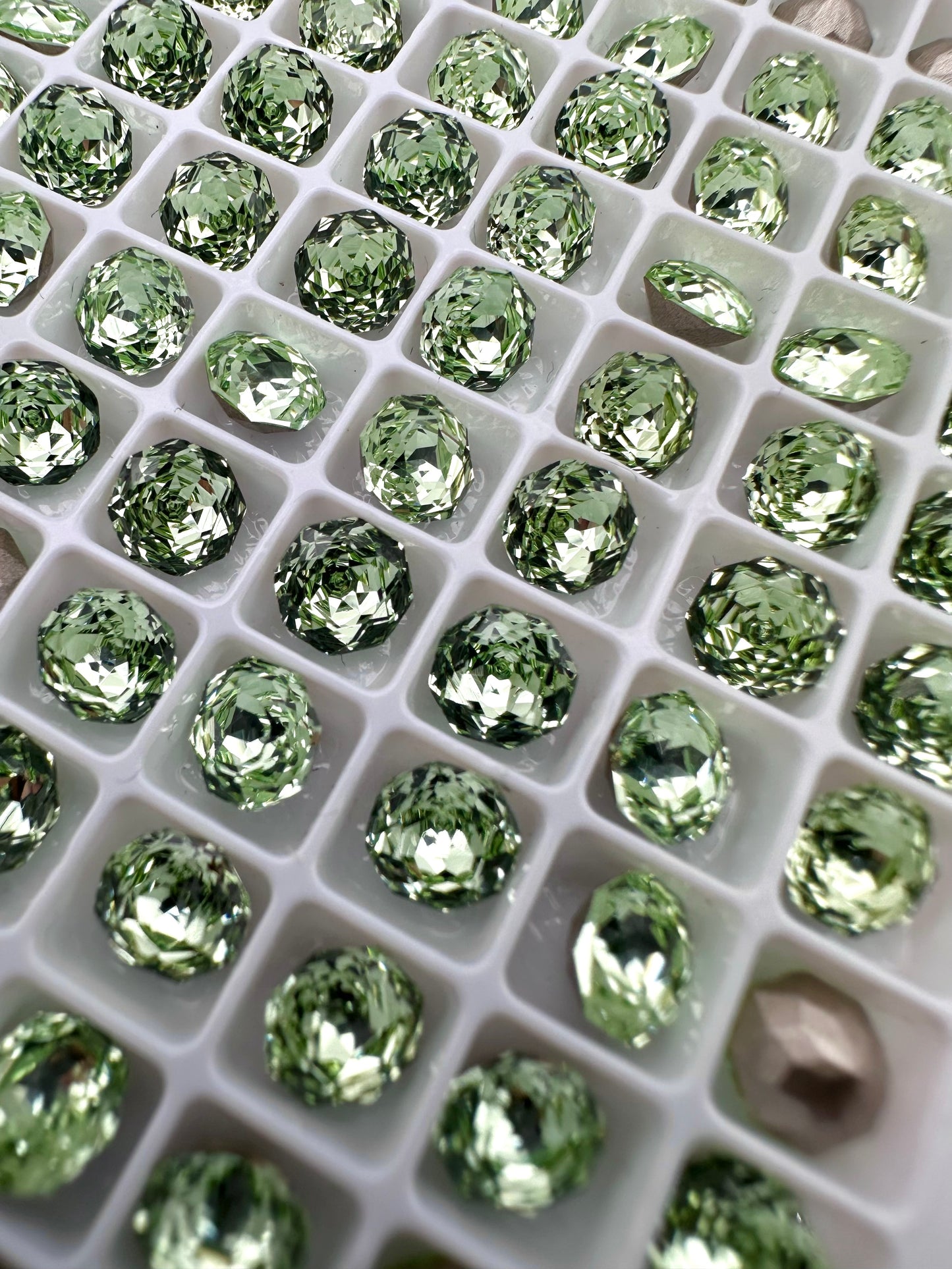 Luxe 6mm Small Rose Cut Shape Foiled Pointed Back Rhinestones for Nails Arts and DIY