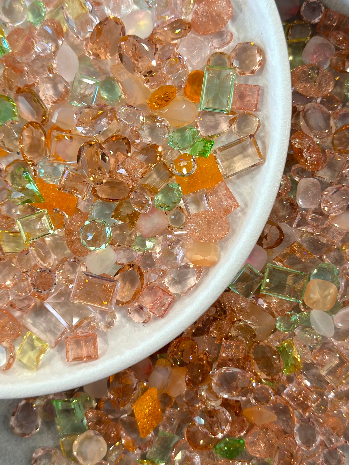 Peach Glow Mixed Pointed Back Crystal Glass Rhinestones for Nails Arts and DIY